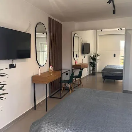 Blue Sea And Sky Deluxe *