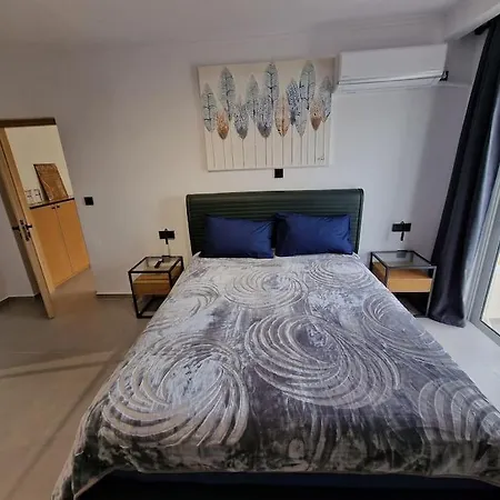 Blue Sea And Sky Deluxe Apartman *