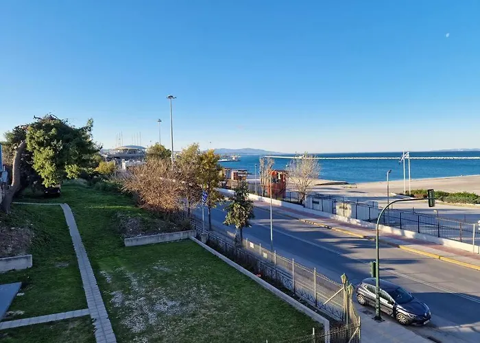 Blue Sea And Sky Deluxe